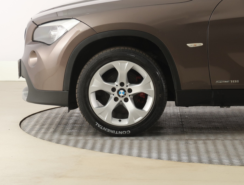 BMW X1, 2011