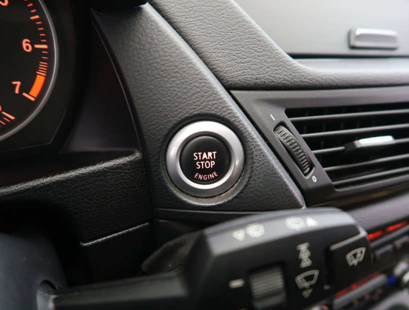 BMW X1, 2011