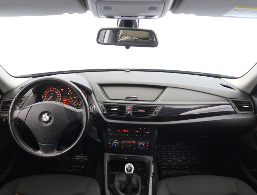 BMW X1, 2011