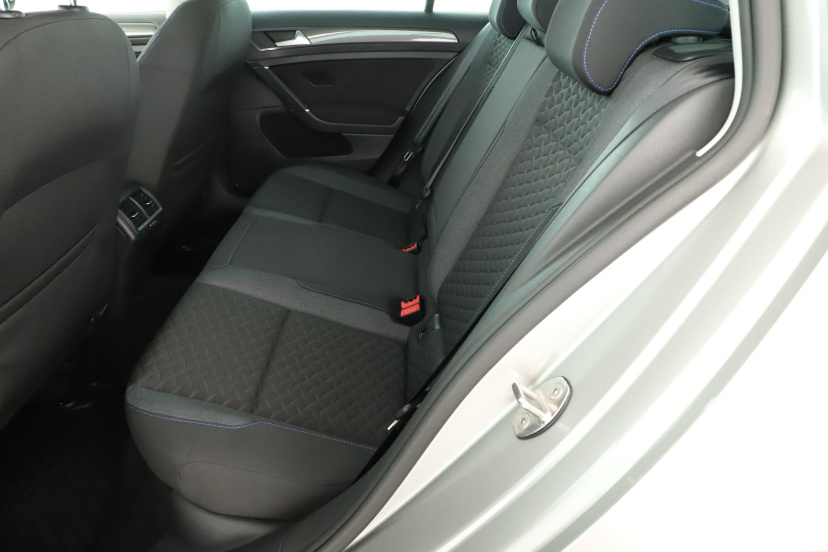 Volkswagen Golf, 2018