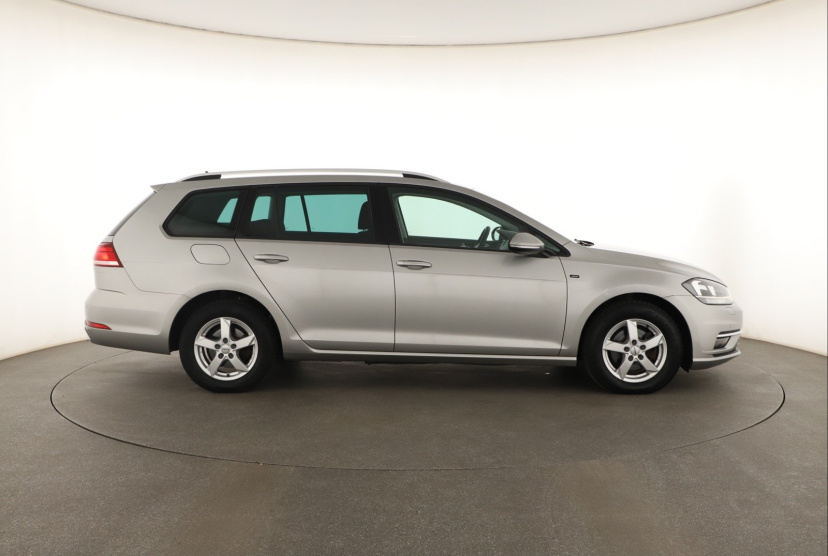 Volkswagen Golf, 2018