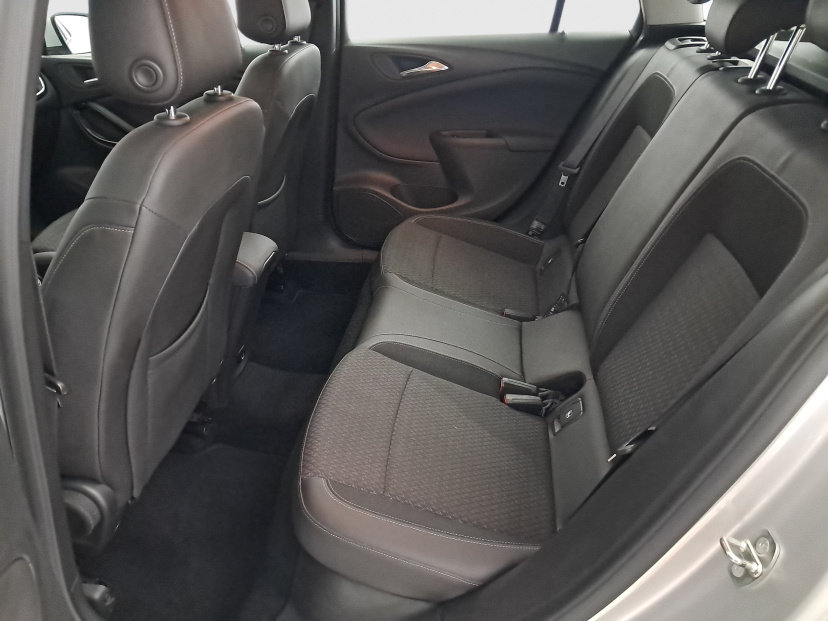 Opel Astra, 2018