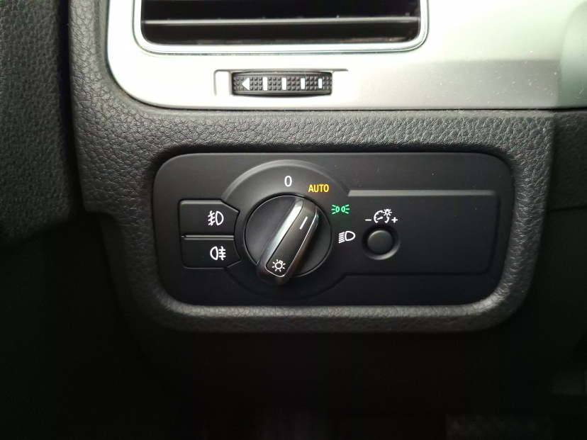 Volkswagen Touareg, 2015