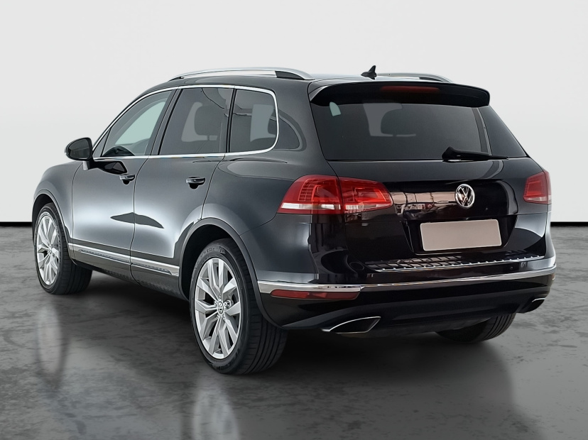 Volkswagen Touareg, 2015
