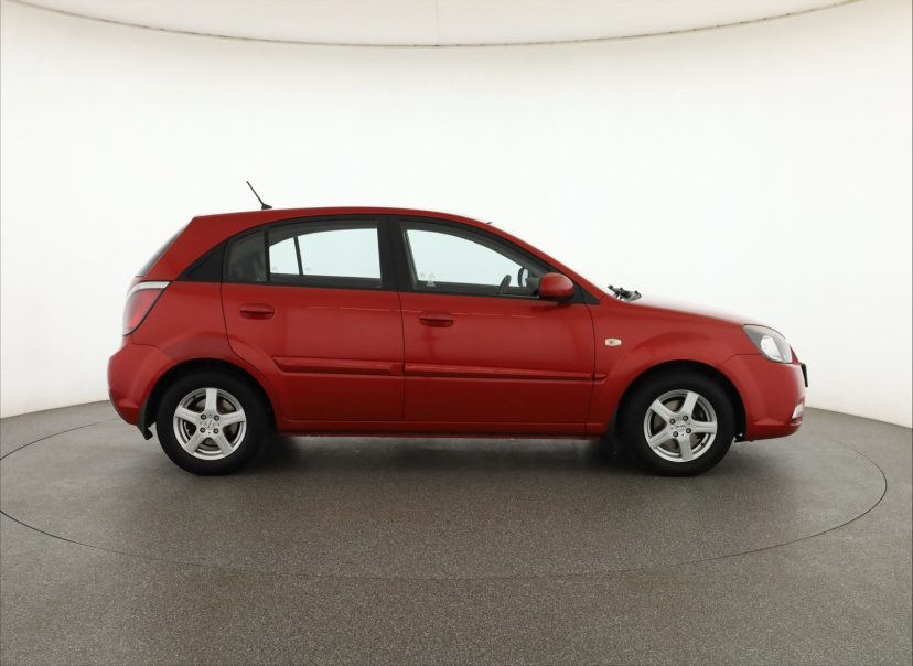 Kia Rio, 2011