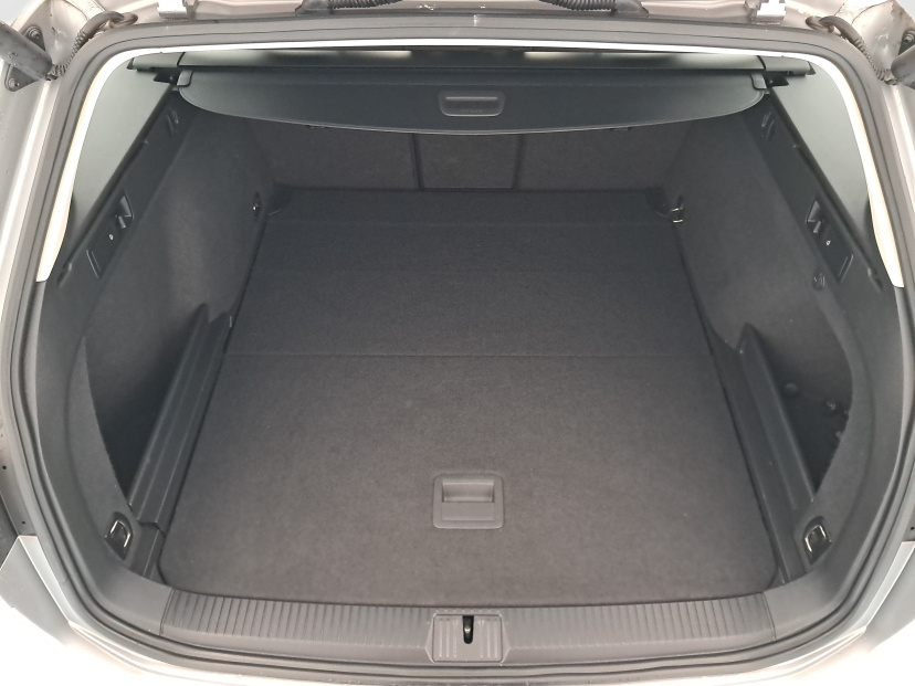 Volkswagen Passat, 2019