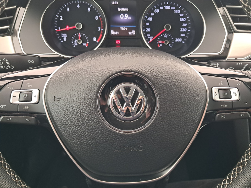 Volkswagen Passat, 2019