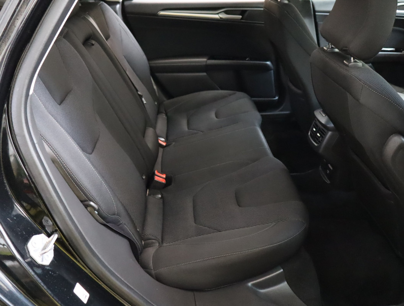 Ford Mondeo, 2015