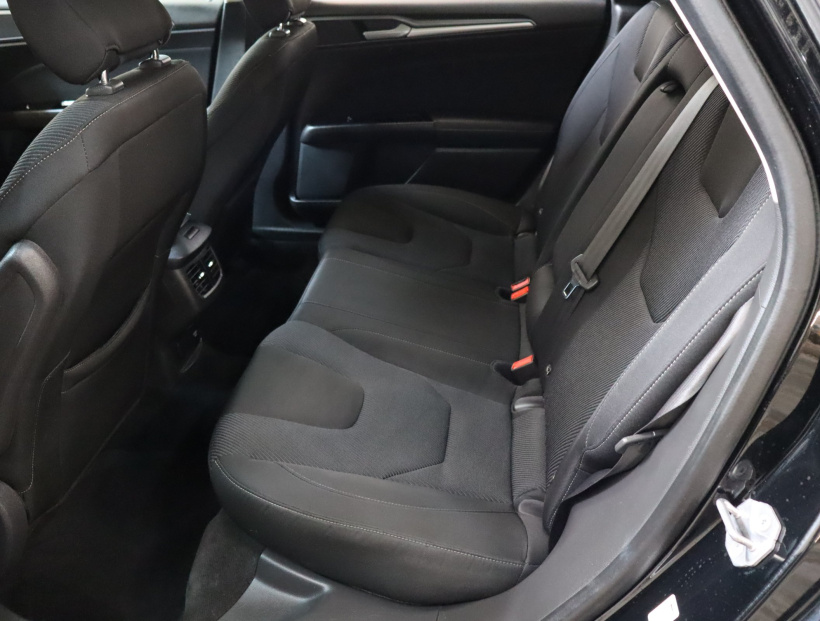 Ford Mondeo, 2015
