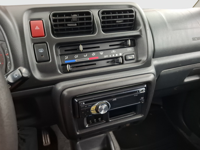 Suzuki Jimny, 2004