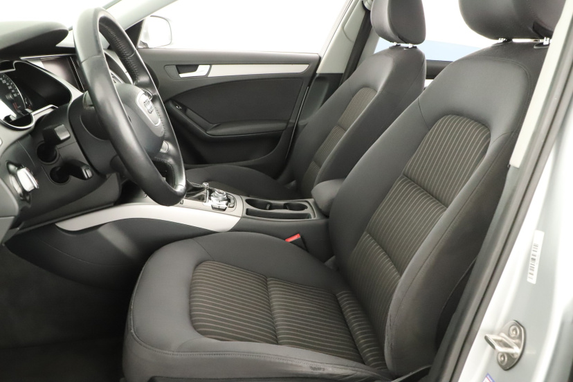 Audi A4, 2013