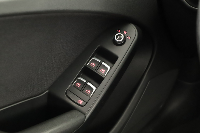 Audi A4, 2013