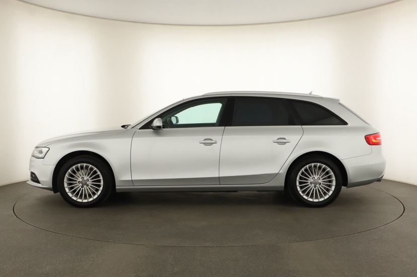 Audi A4, 2013