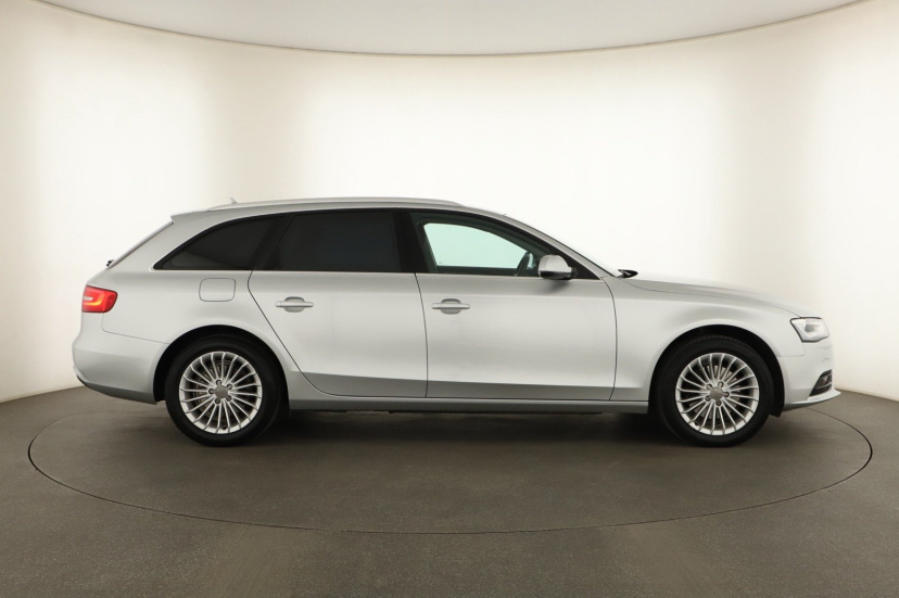 Audi A4, 2013