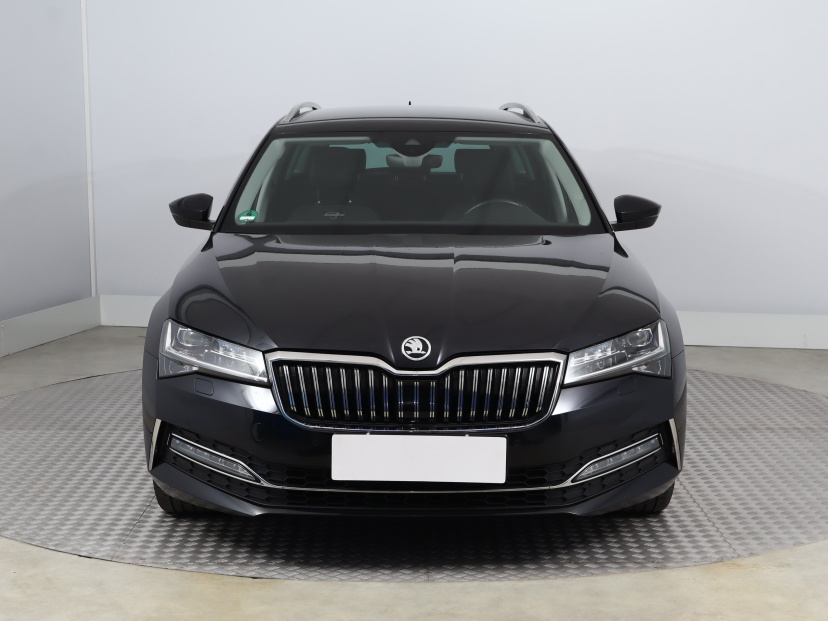 Škoda Superb, 2021