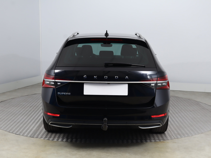Škoda Superb, 2021