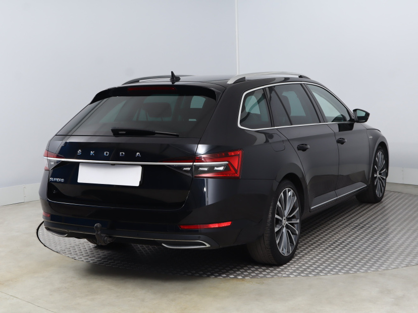 Škoda Superb, 2021