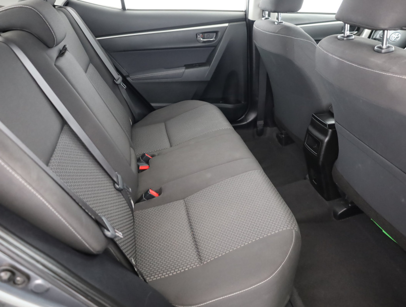 Toyota Corolla, 2013