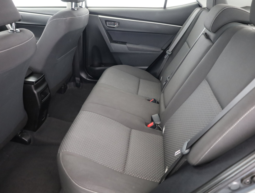 Toyota Corolla, 2013