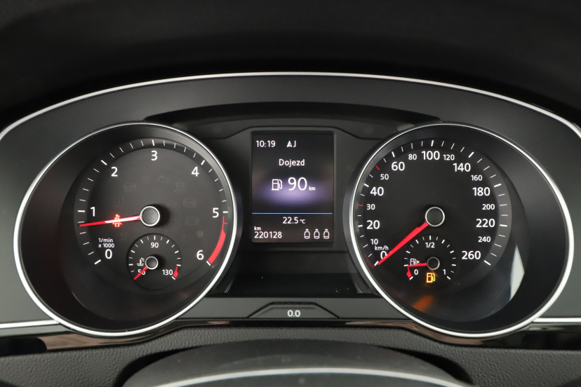 Volkswagen Passat, 2016