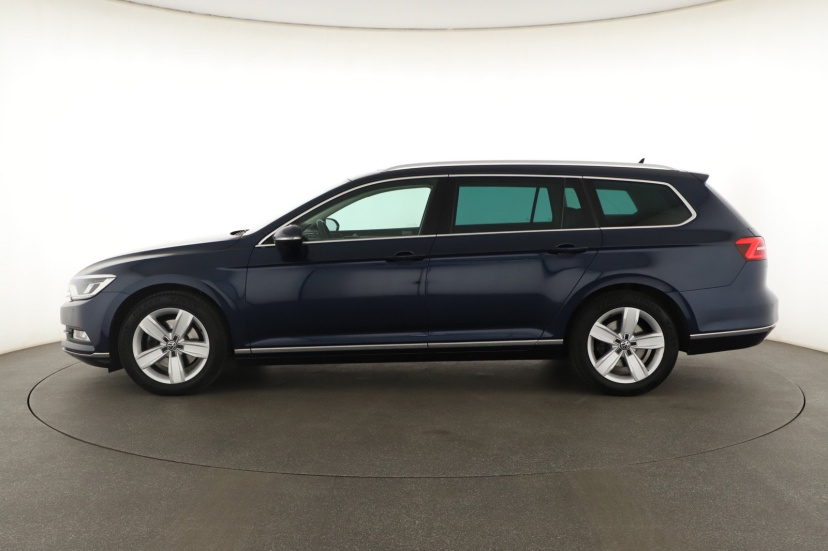 Volkswagen Passat, 2016