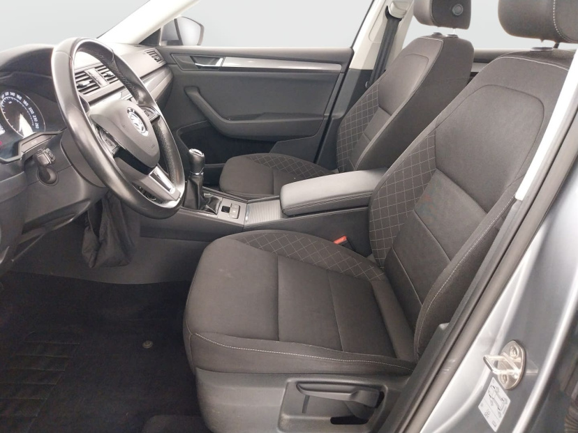 Škoda Superb, 2016