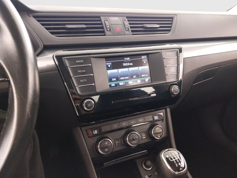 Škoda Superb, 2016