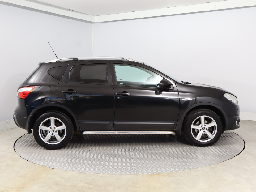 Nissan Qashqai, 2010