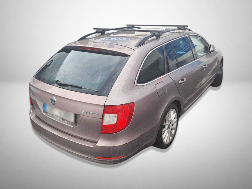 Škoda Superb, 2012