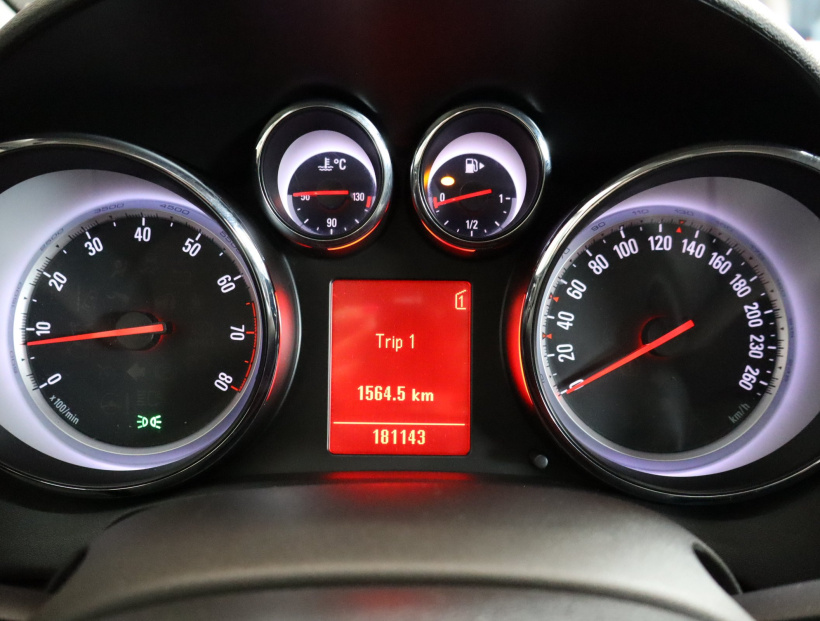Opel Astra, 2010