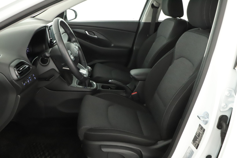 Hyundai i30, 2023