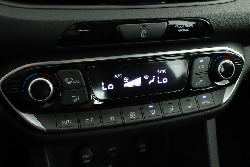Hyundai i30, 2023