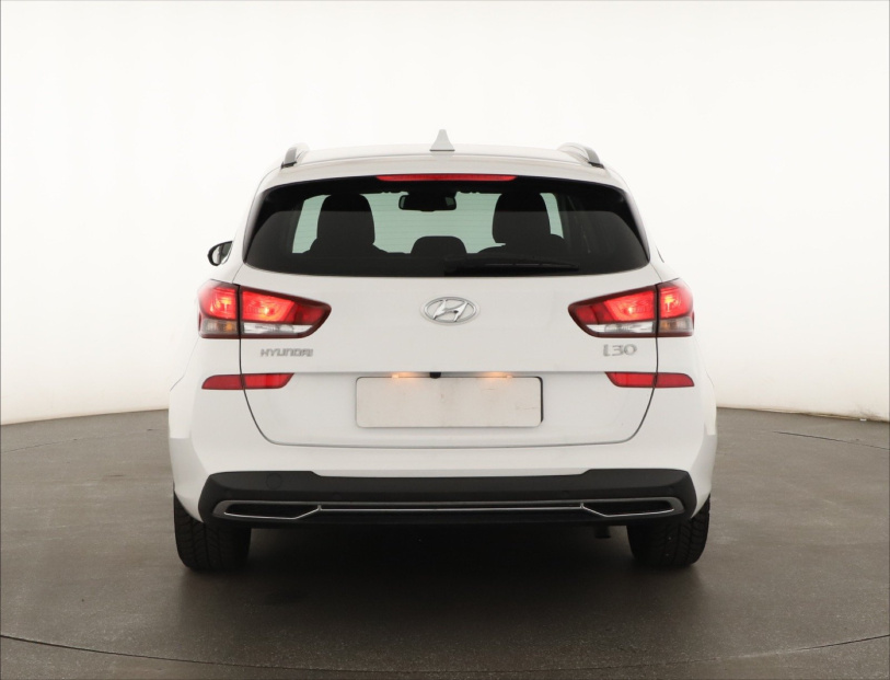 Hyundai i30, 2023