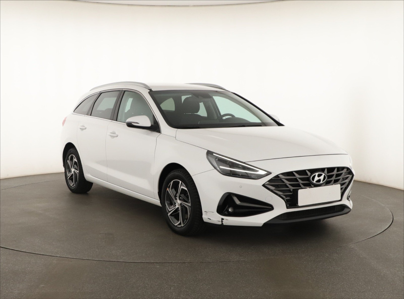 Hyundai i30, 2023