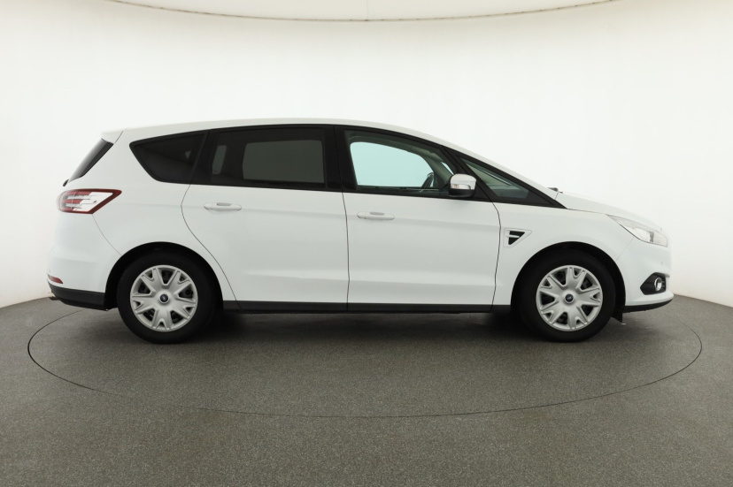 Ford S-Max, 2016