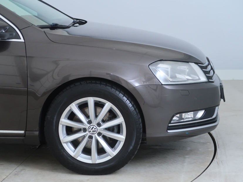Volkswagen Passat, 2012