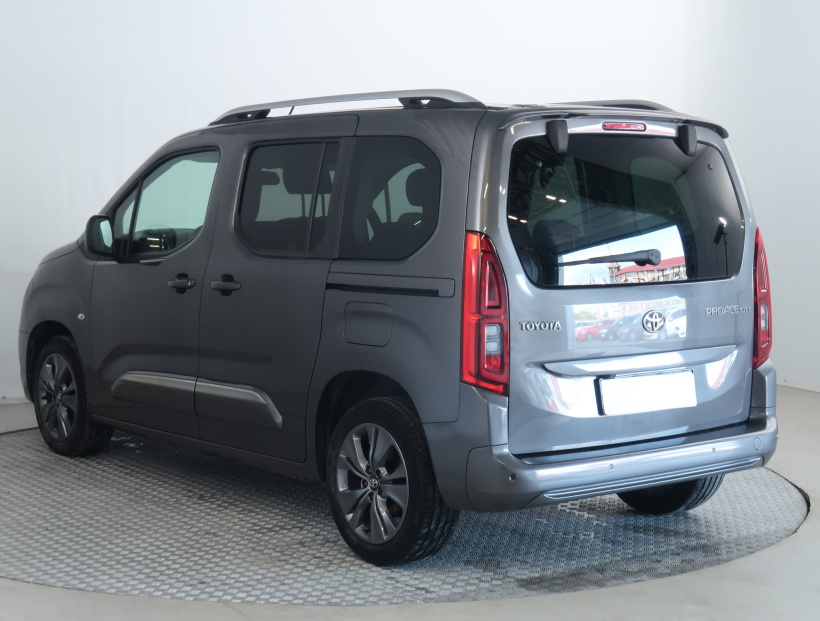 Toyota ProAce City Verso, 2022