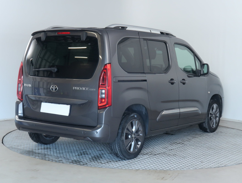 Toyota ProAce City Verso, 2022