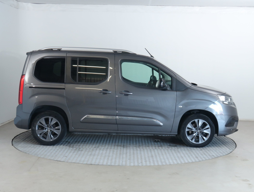 Toyota ProAce City Verso, 2022