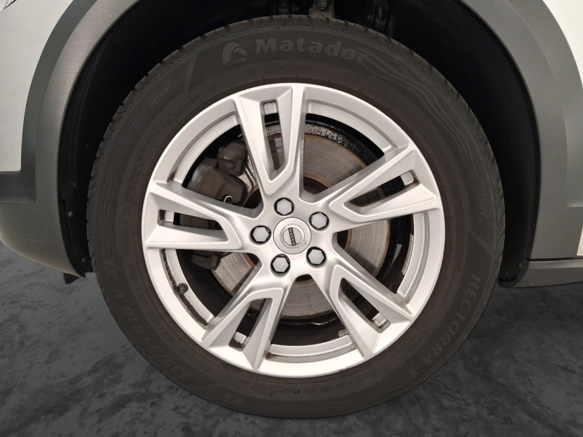 Volvo V90 Cross Country, 2019