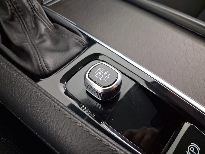 Volvo V90 Cross Country, 2019
