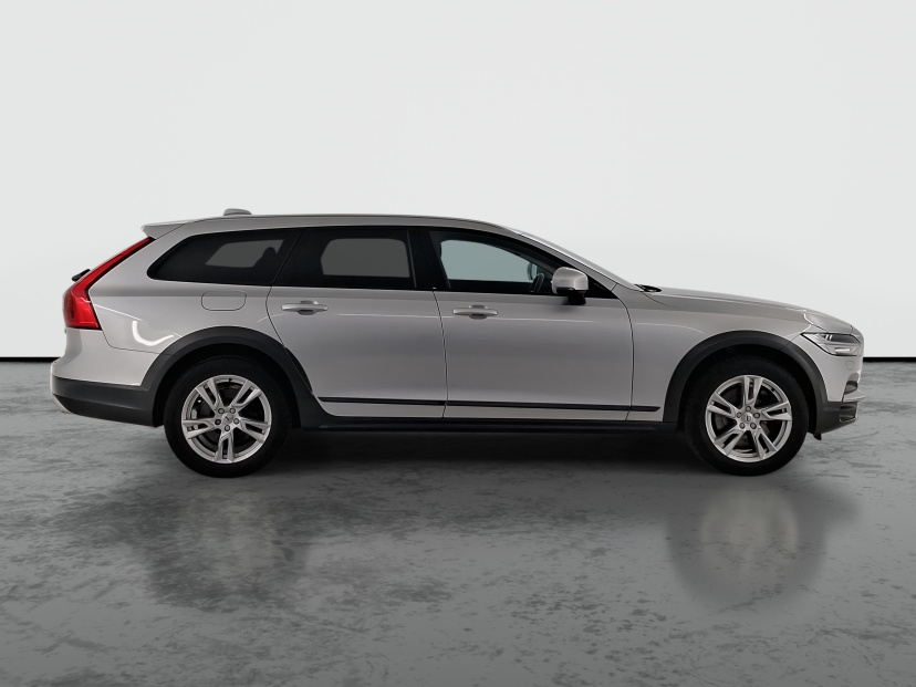 Volvo V90 Cross Country, 2019
