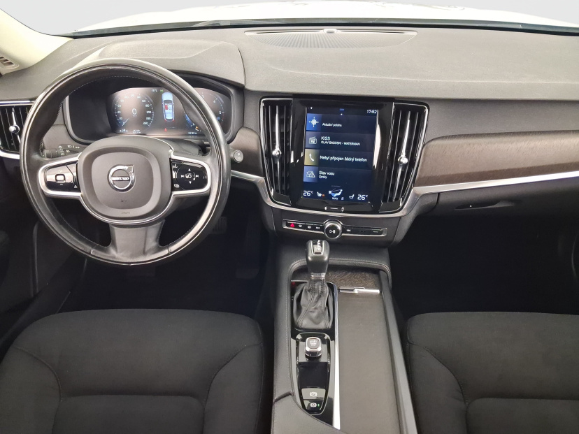 Volvo V90 Cross Country, 2019