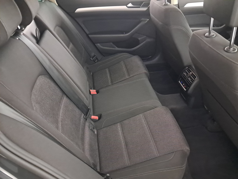 Volkswagen Passat, 2015