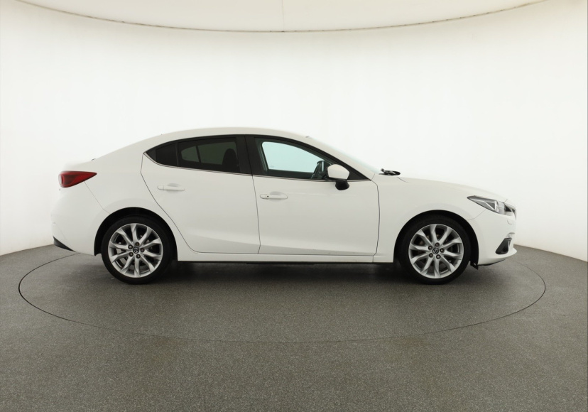 Mazda 3, 2014