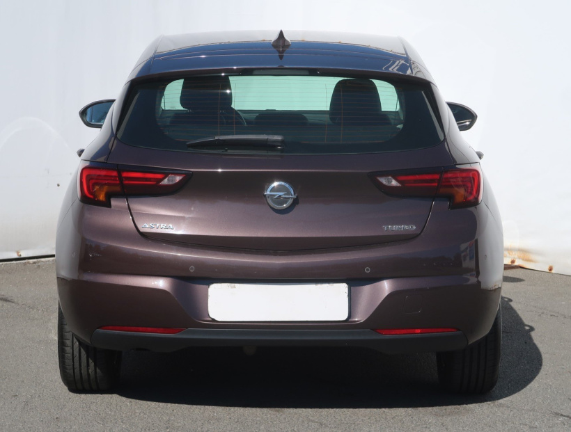 Opel Astra, 2017