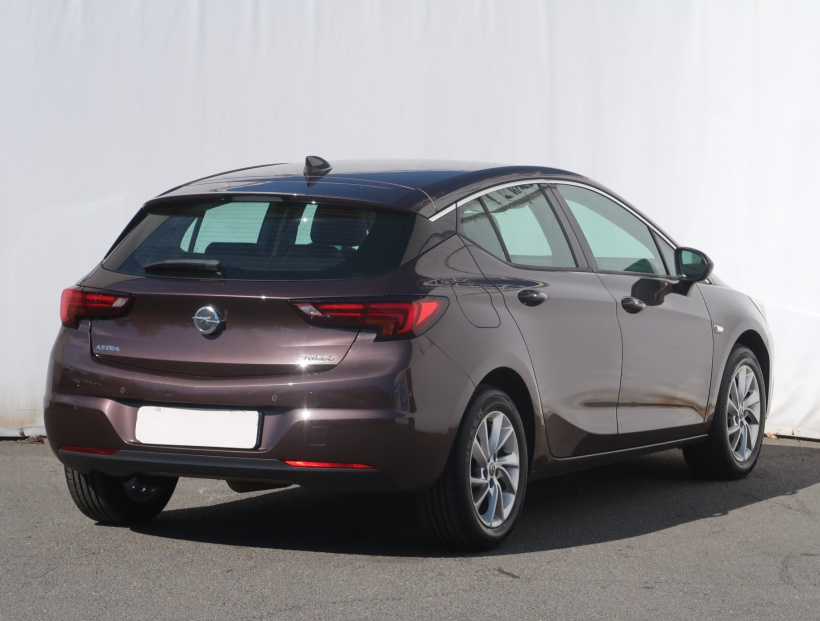 Opel Astra, 2017