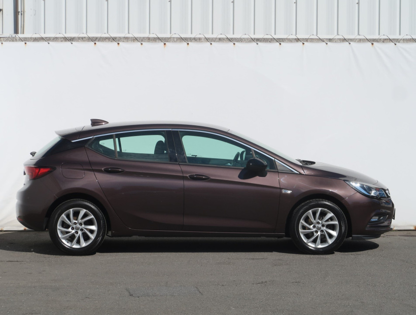 Opel Astra, 2017