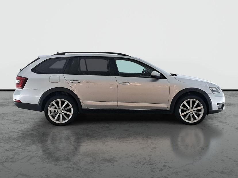 Škoda Octavia Scout, 2017