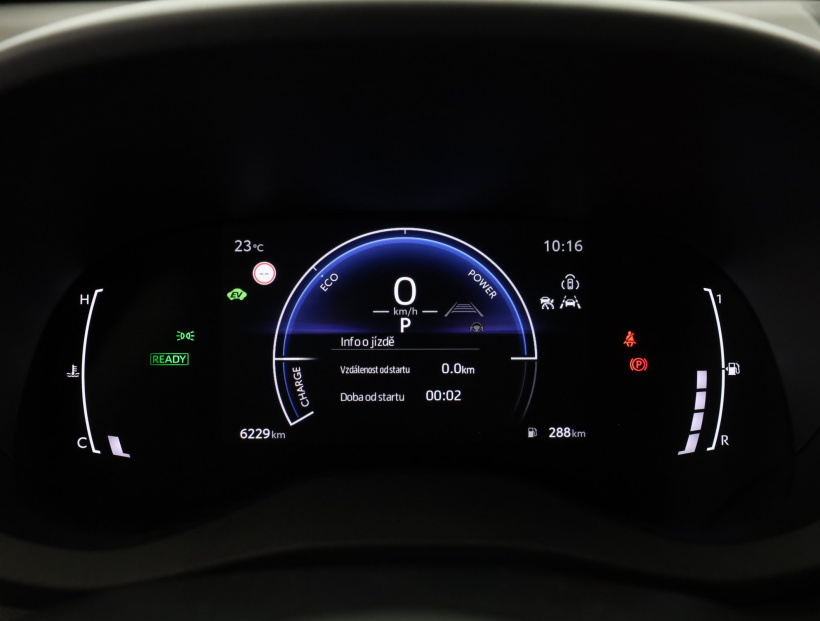 Toyota Yaris Cross, 2025